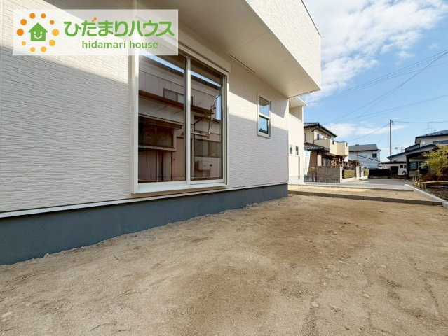 郡山市安積荒井3丁目第2　新築戸建　1号棟の駐車場|時間がない時もらくらくと車の出し入れができる並列駐車場を完備！！