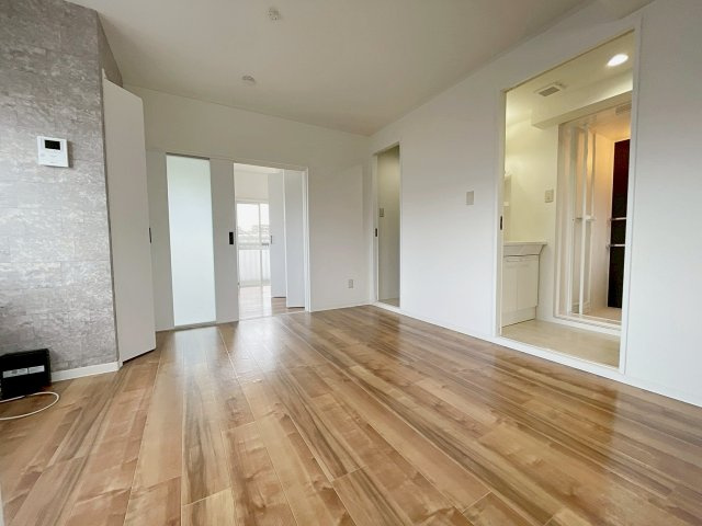 光マンションの居間・リビング