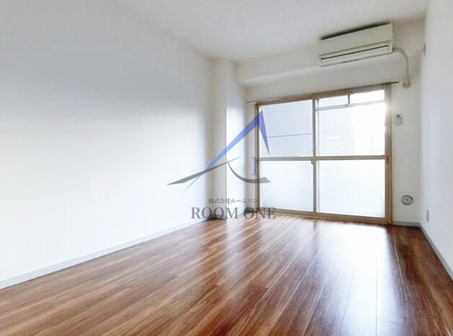 メゾン・ムラセの居間・リビング|洋室のお部屋です。