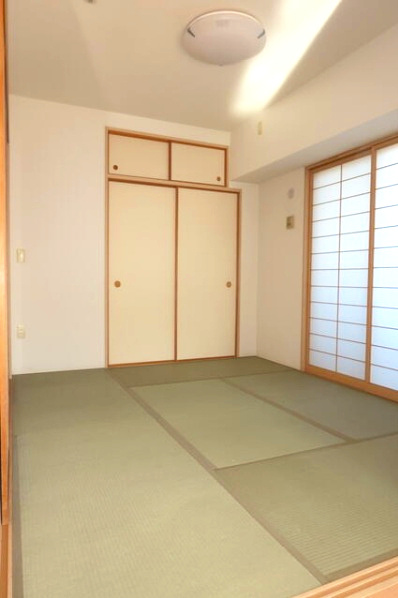 ゼファー北鴻巣オレンジステージの和室