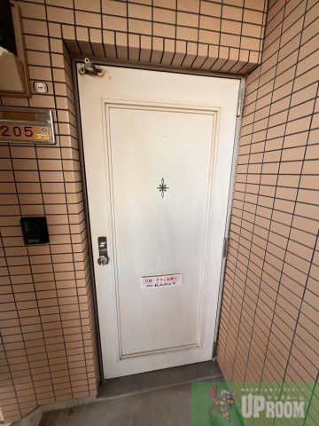 サンライズ白山の玄関