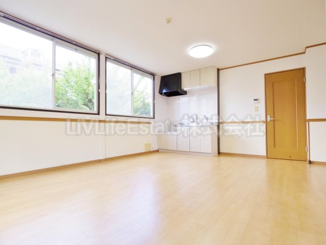 コンフォート東久留米Ｃの居間・リビング|同仕様写真