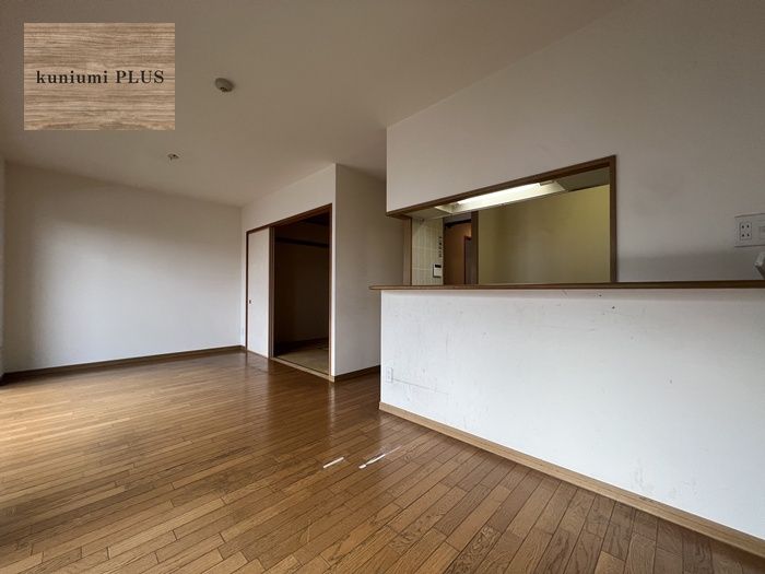 グラン・コート守口の居間・リビング