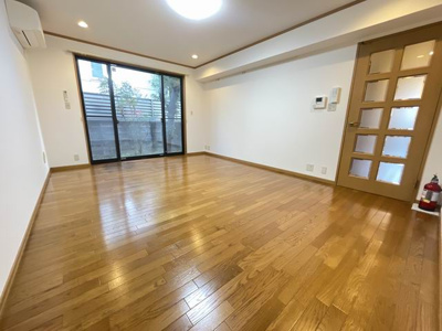 【居間・リビング】 | カサモデルナ