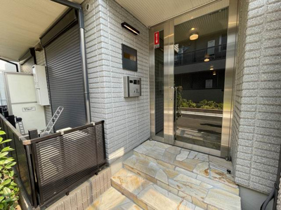 【エントランス】 | カサモデルナ