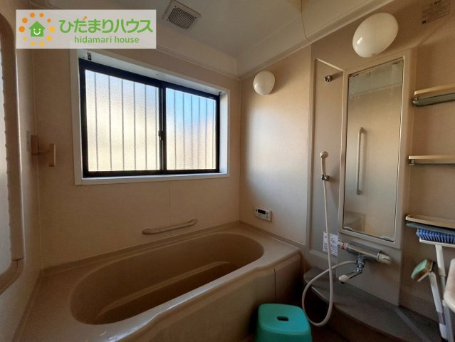 日立市東金沢町5丁目　中古戸建の浴室|大人が足を伸ばしても十分な広さ！一人でゆっくりくつろぐ時間も大切です！