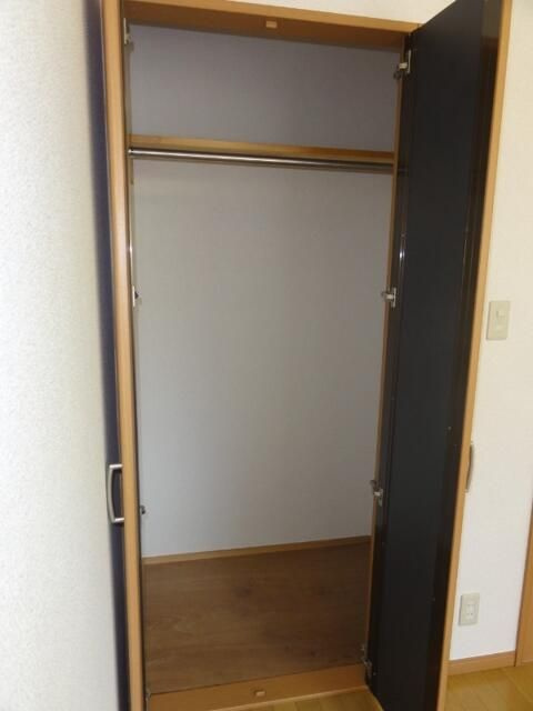 クレアーレ瑞江Ⅰの収納
