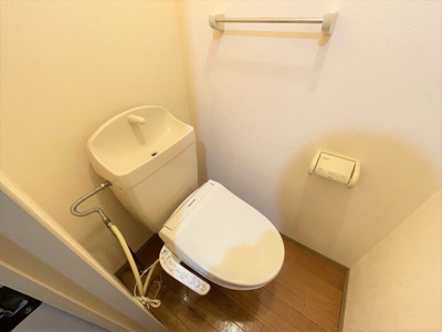 【トイレ】 | セジュール伊吹 | 温水洗浄暖房便座
