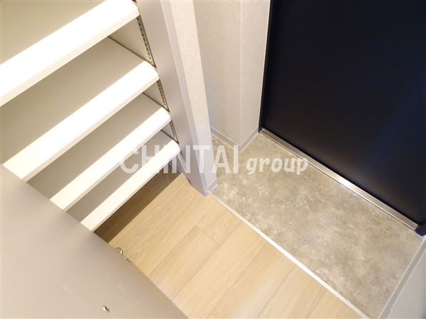 ボウ ベルズ ハウス笹塚の玄関