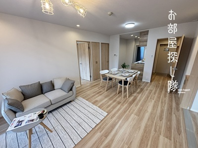 ナポレ久留米けやき通りの居間・リビング