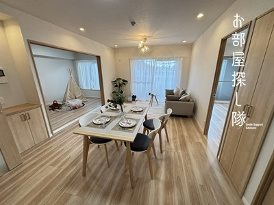 ナポレ久留米けやき通りの居間・リビング