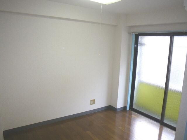 エクセル東長崎の居間・リビング