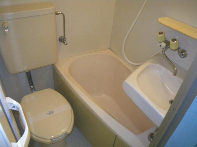 エクセル東長崎の浴室