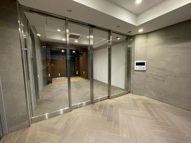 プライマル椎名町のエントランス