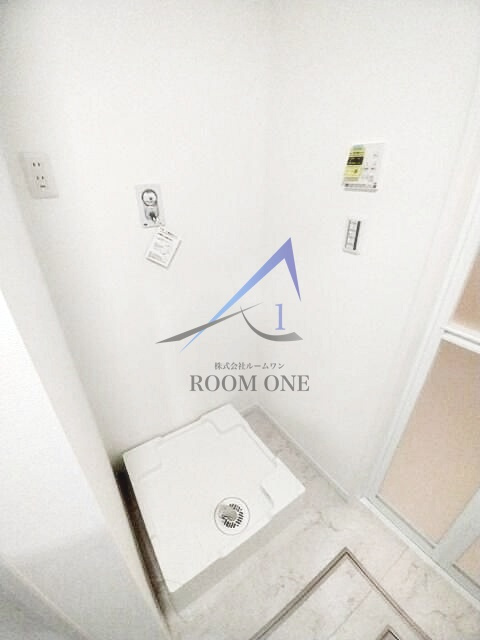 アートエターナルレジデンス池袋の設備|洗濯機置き場です。