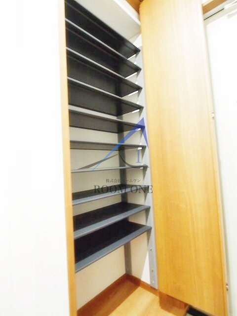 ベルリード　エメの収納|シューズボックスです。