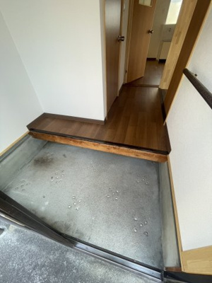【玄関】 | 羽津町14-30借家