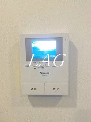 【セキュリティ】 | AULANI | モニター付きインターフォンです。