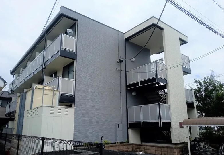 レオパレス第一吉兵衛ハウスの外観