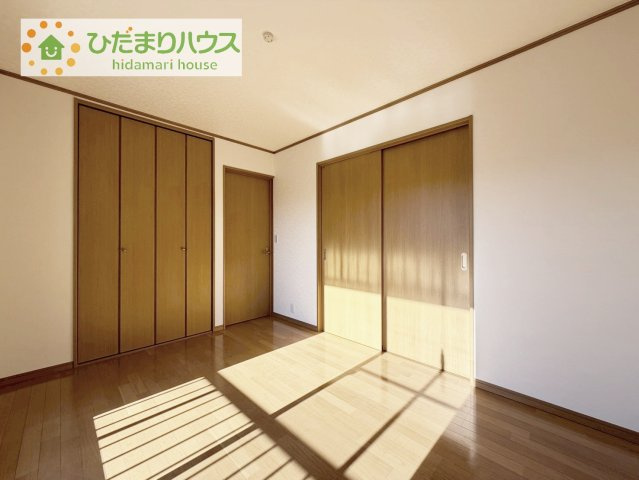 【寝室】 | 我孫子市古戸　中古戸建 | ゆとりのある主寝室！ご家族全員で寝れちゃいます♪