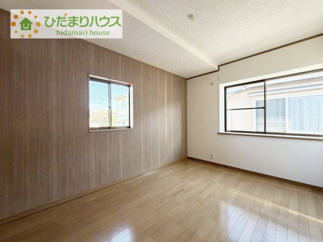 【洋室】 | 我孫子市古戸　中古戸建 | 机にベットを置けば子供部屋の完成です！