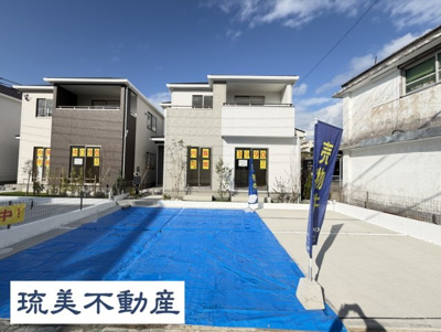 【外観】 | 沖縄市知花（全3棟）C号棟 | C号棟　並列駐車3台完備♪