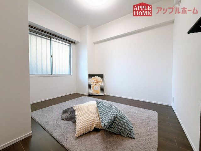 日商岩井北浦和マンションA棟の洋室