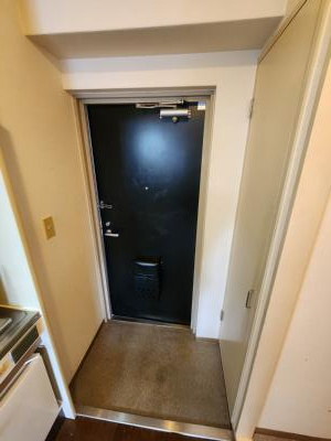 パラドール西院パートⅠの玄関