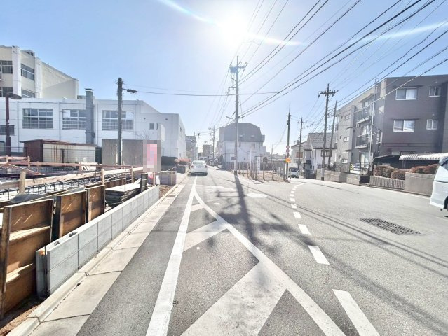 練馬区関町北4丁目　新築戸建　残1棟の前面道路含む現地写真|現地写真

現地ご見学希望・資料請求などお気軽にお問い合わせ下さい！
03-5990-5201