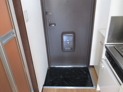 【玄関】 | マンションのぞみ | シューズボックスがある玄関です