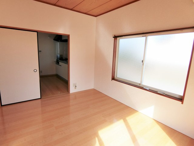 コンフォート瑞穂の洋室