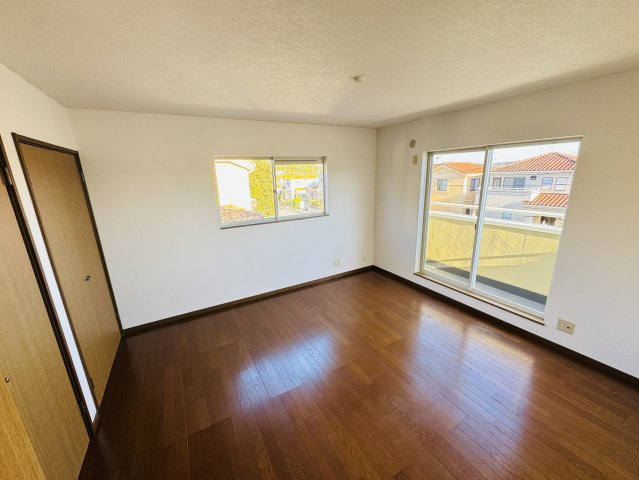 四季の丘戸建の洋室