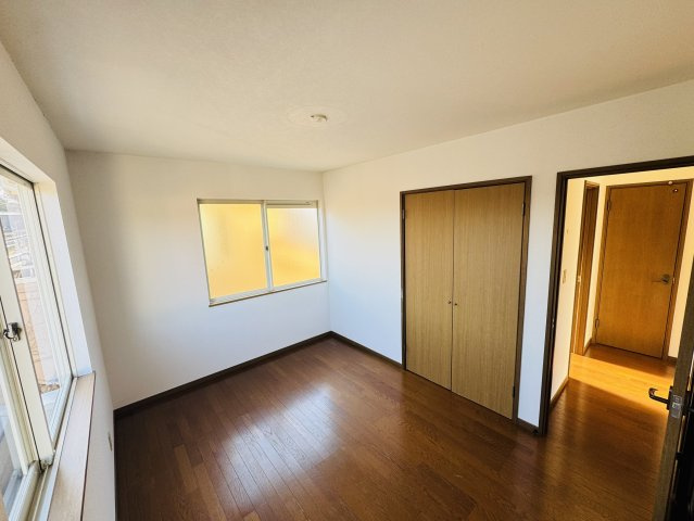 四季の丘戸建の洋室