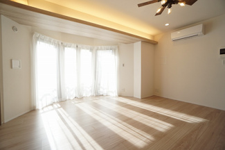 【居間・リビング】 | グランシティ湘南海岸マリナージュスクエア