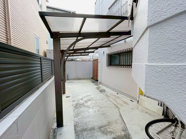 福山ハイツのロビー