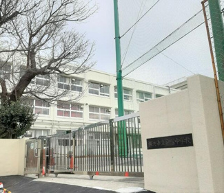 | 横浜市立戸塚中学校まで721m 