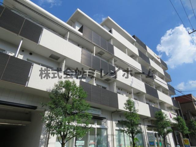 カスタリア戸越駅前の外観