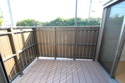 【バルコニー】 | メゾンドリッシュッ | ※ほかの棟の参考写真です。