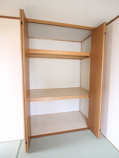 ヘーベルヒルズ西向日の収納