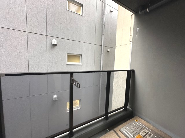 【バルコニー】