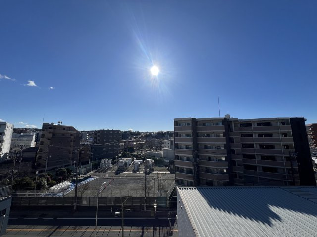 ルーバルで・テント張って・キャンプ気分！でも、火気厳禁！【リフォーム／アール・ケープラザ横浜西】の展望