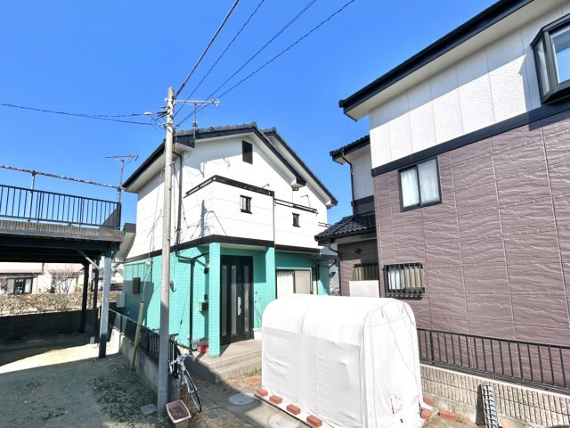 【中古戸建】伊勢崎市宮子町の外観|■外観｜閑静な住宅街で始める新しい暮らし♪開放的な毎日をあなたへ(^^♪