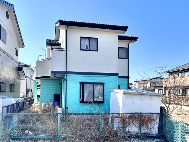 【中古戸建】伊勢崎市宮子町の外観|■外観｜シャープなデザインが印象的な洗練された外観。格調高く、優雅さ漂う素敵な仕様です♪