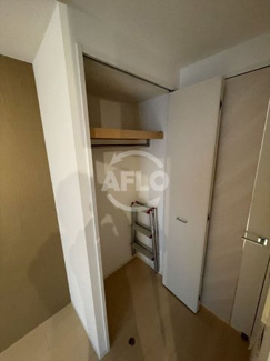 【収納】 | SERENiTE本町エコート | SERENiTE本町エコート(セレニテ本町エコート)　クローゼット