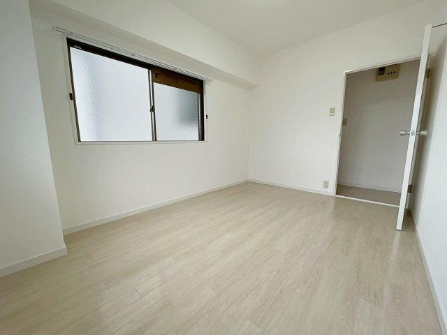 ハイツ後藤の洋室