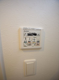 【設備】 | ラクラス本町東 | ラクラス本町東　浴室乾燥機