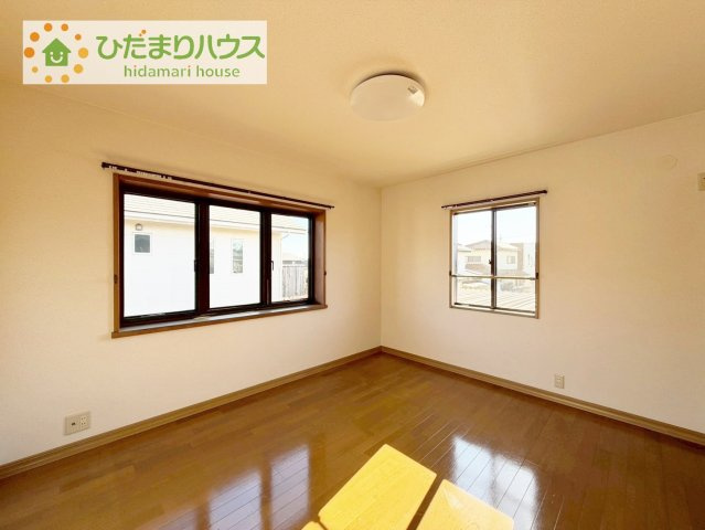 【洋室】 | 下妻市下妻丙　中古戸建 | 木の温もりがやさしいフローリング♪