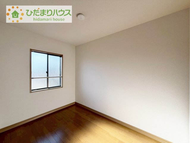 【収納】 | 下妻市下妻丙　中古戸建 | こたつや扇風機などの季節物もポンポンしまえる大容量の納戸付き♪