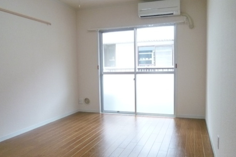 サンライフ池田の居間・リビング