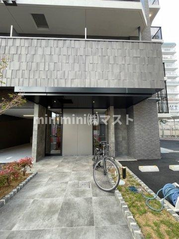 スワンズシティ大阪クレアストのエントランス